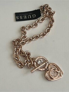 NWT rose gold guess toggle heart necklace 18”